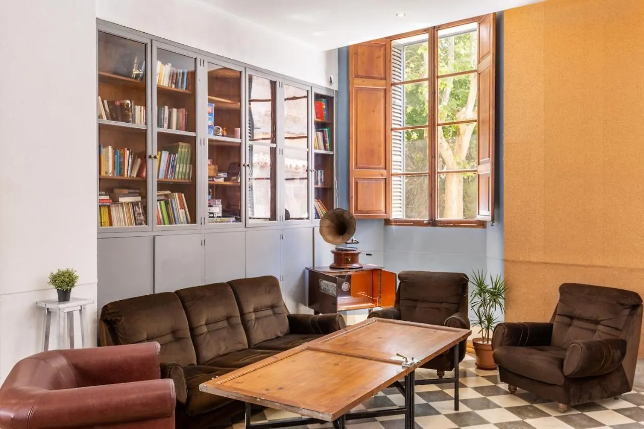 El Josemari Youth Hostel - Albergue Juvenil Palma