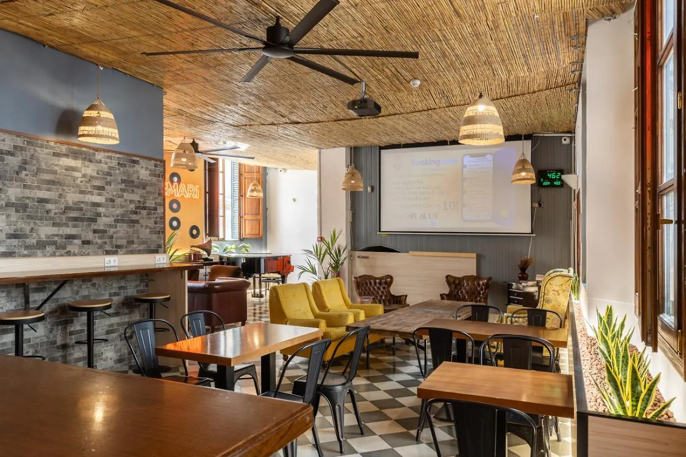 El Josemari Youth Hostel - Albergue Juvenil Palma de Mallorca